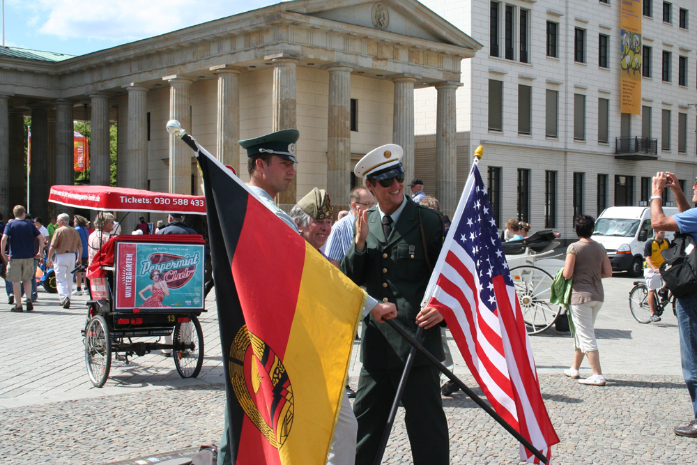 Begegnungen am Brandenburger Tor