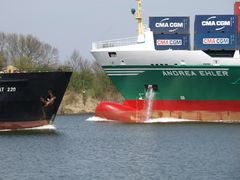 Begegnungen auf dem Nord-Ostsee-Kanal