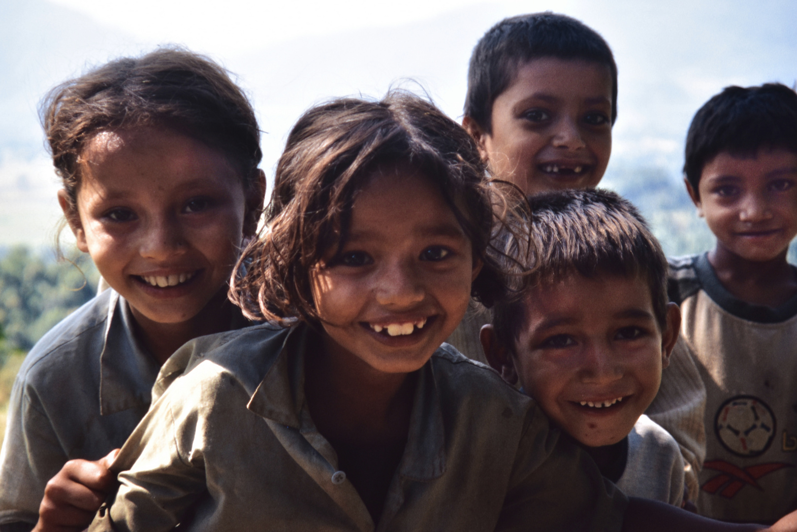 Begegnungen Kinder in Nepal