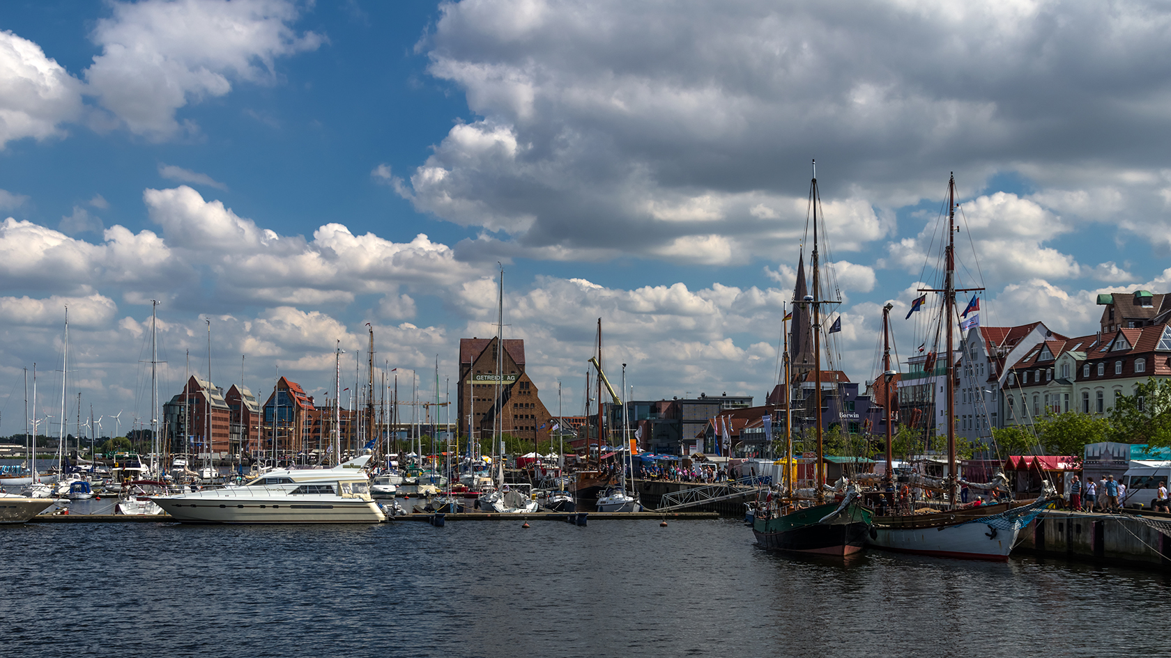 Begegnungsmeile Hanse Sail, Rostock