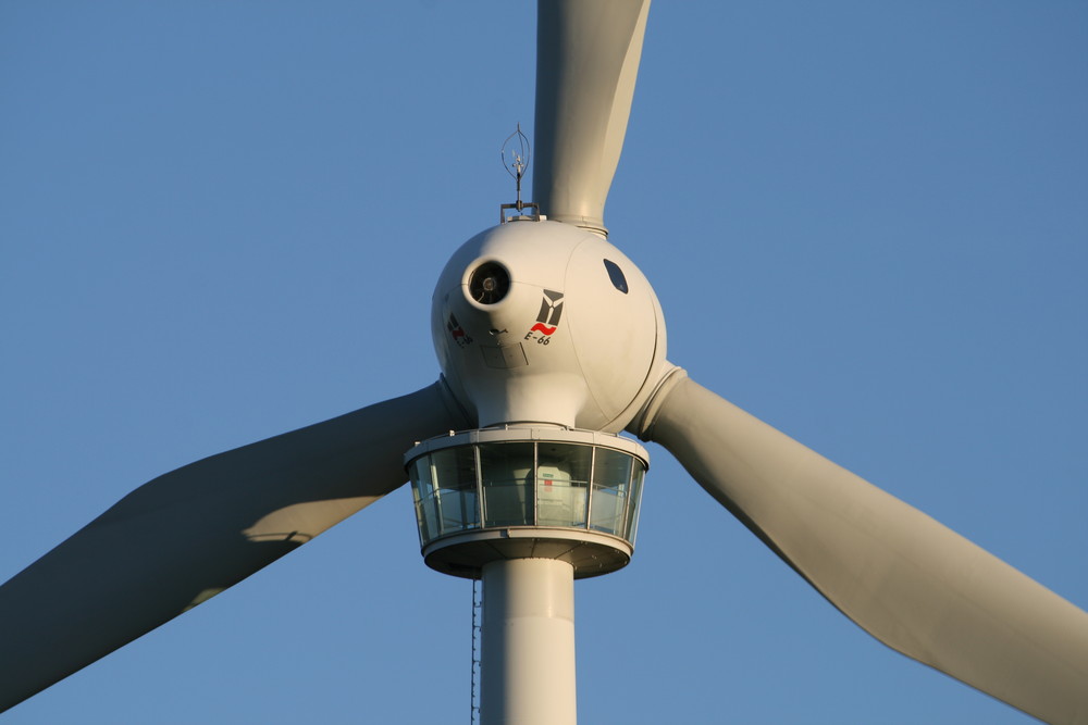 Begehbare Windenergieanlage in Westerholt / Ostfriesland