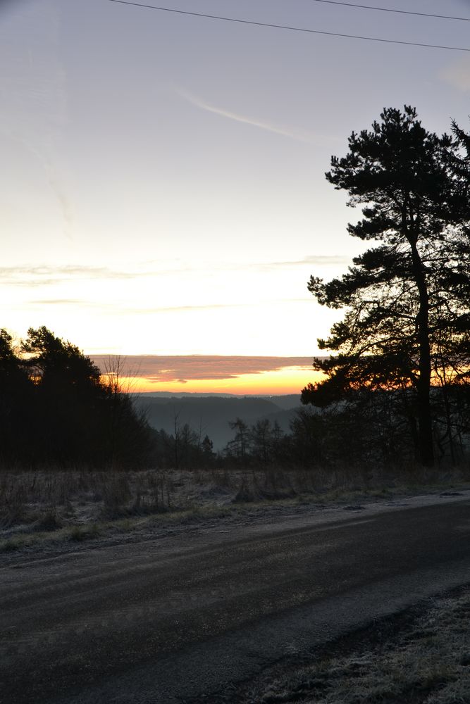 Beginn eines schönen Wintertages