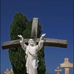 . . . begraben auf santorin [8] . . . christus am kreuz . . .