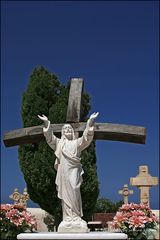 . . . begraben auf santorin [8] . . . christus am kreuz . . .