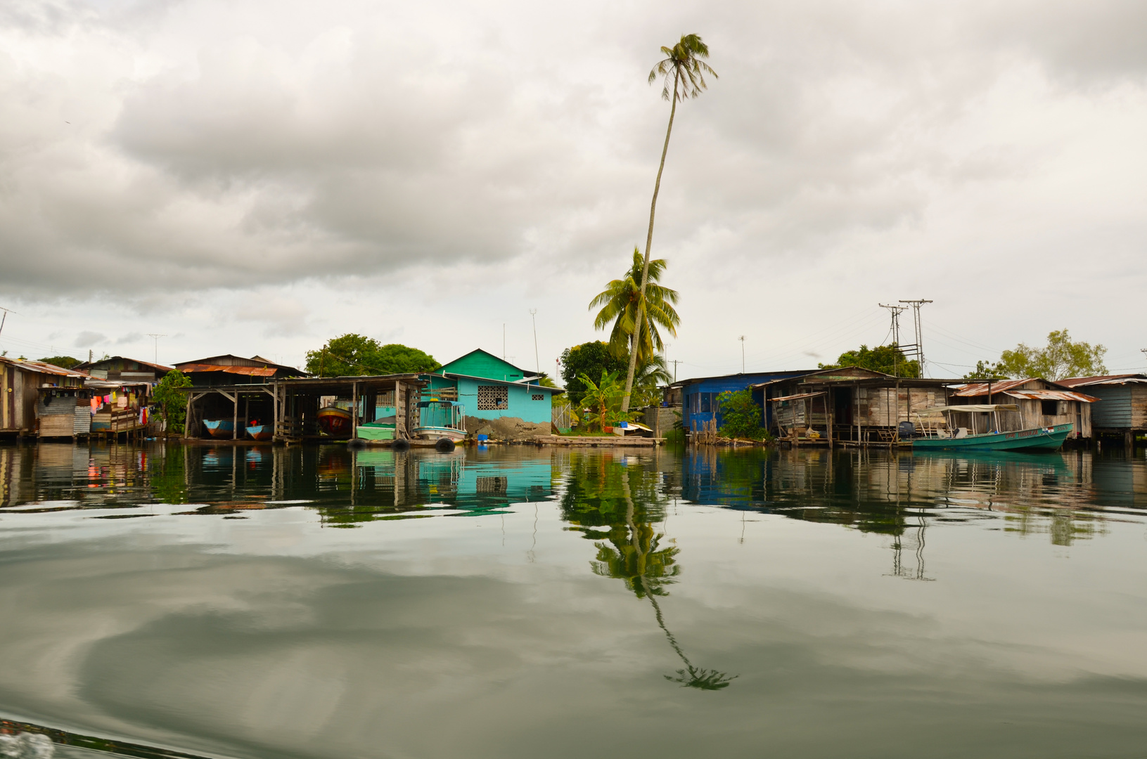 Behind the border - Panama