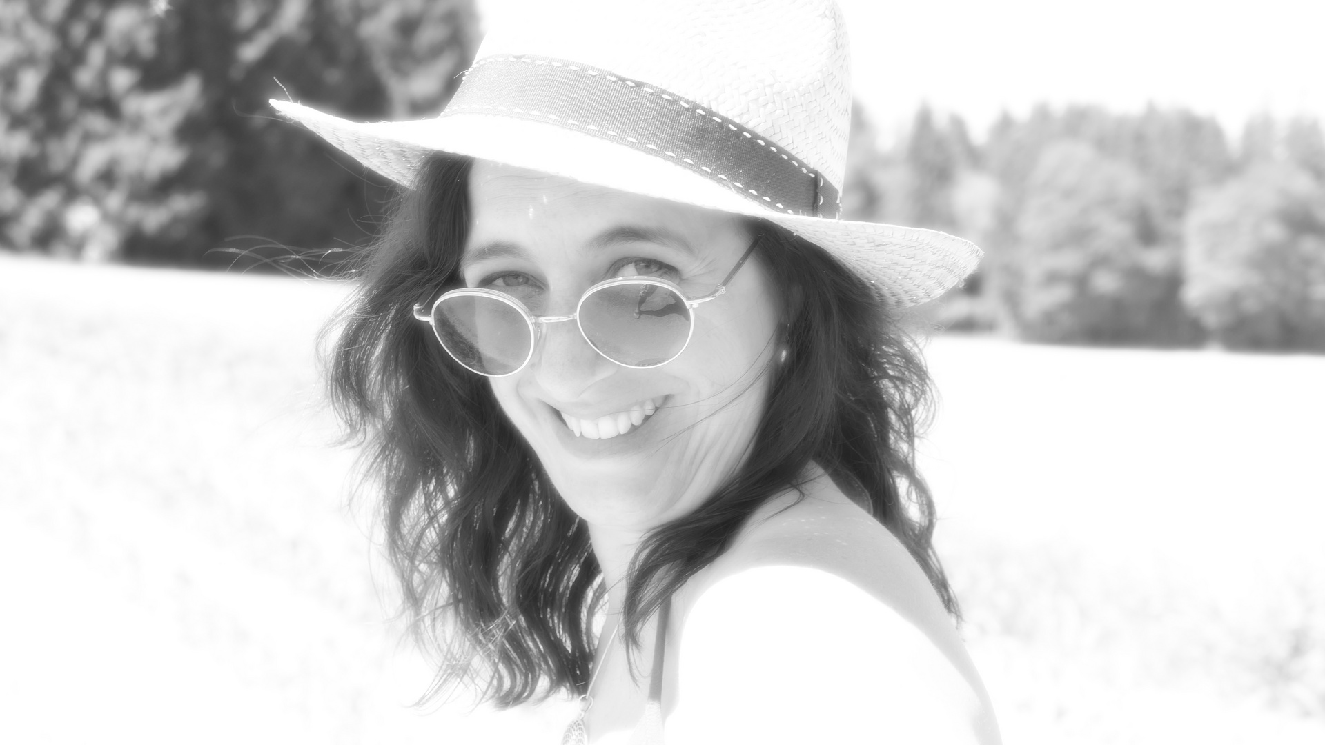 behütet... Foto & Bild manuela, outdoor, sw Bilder auf