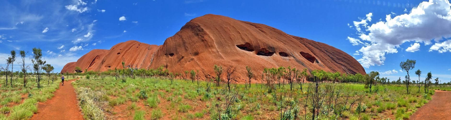 Bei 40 Grad zu Fuß rund um den Uluru