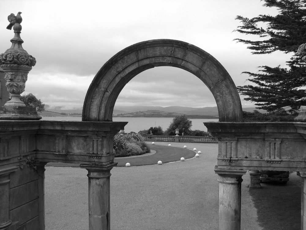 bei Bantry House