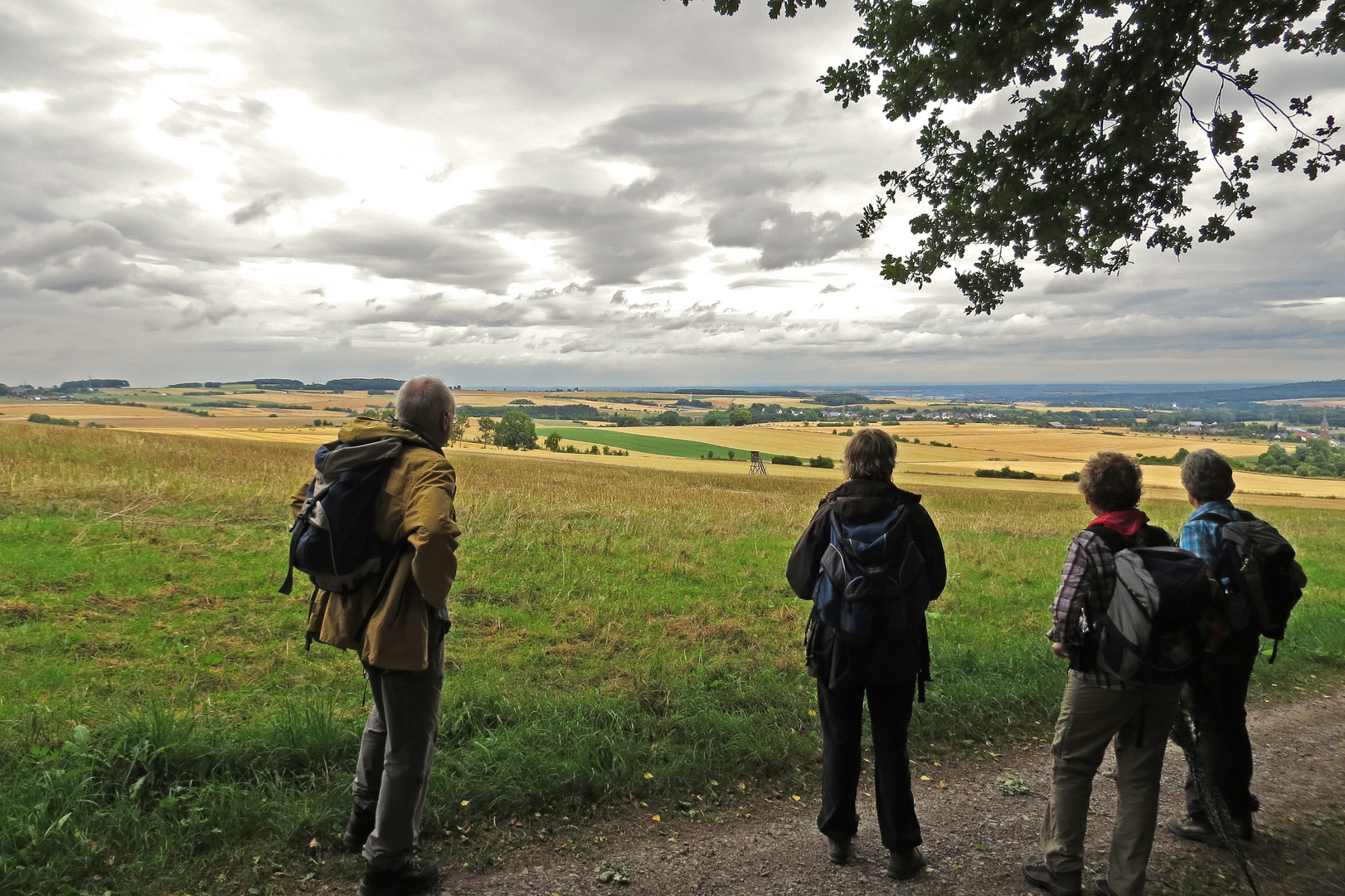 bei Bleibuir mit Blick ins Rheinland