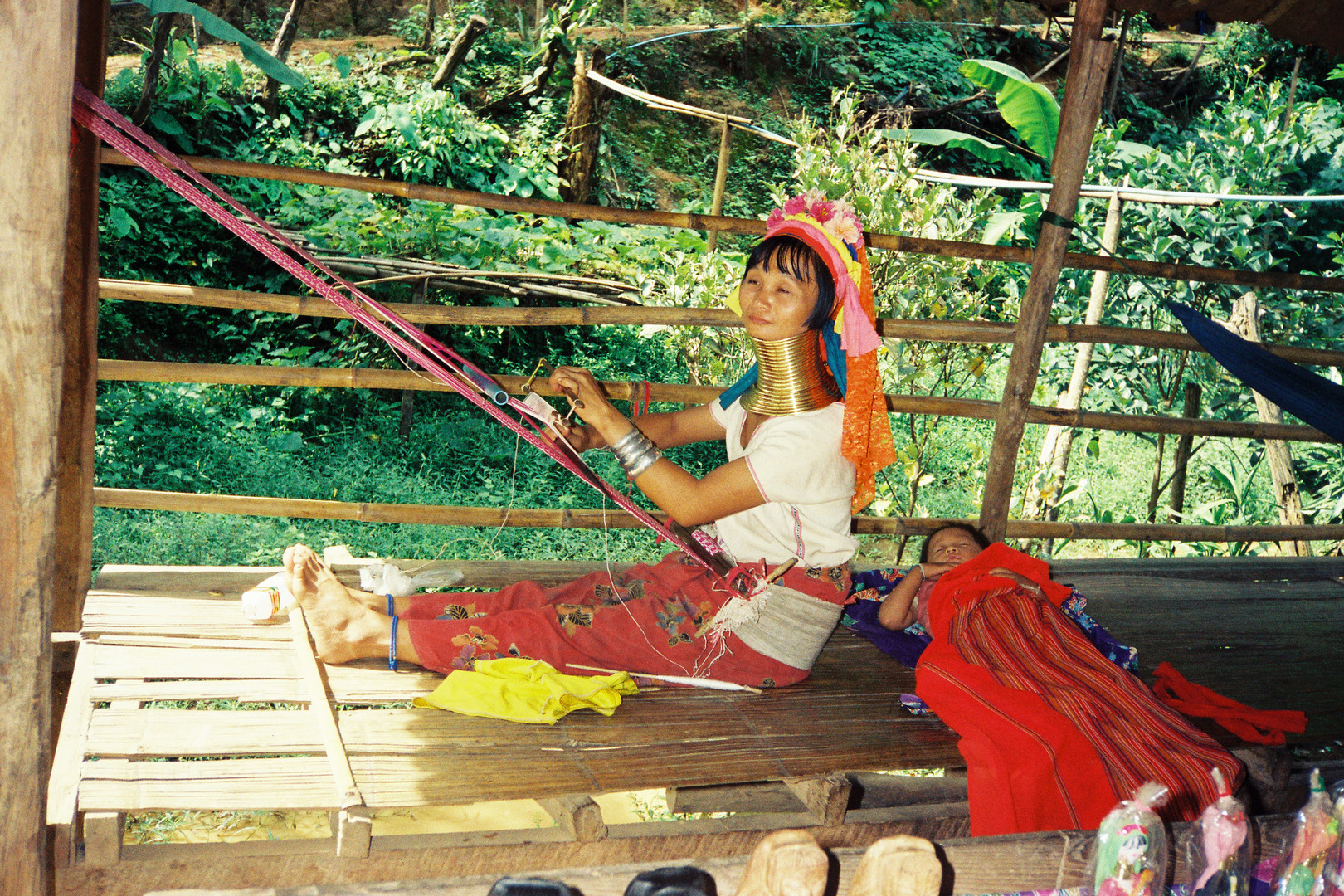 Bei den Karen "Langhalsfrauen" im Norden Thailands