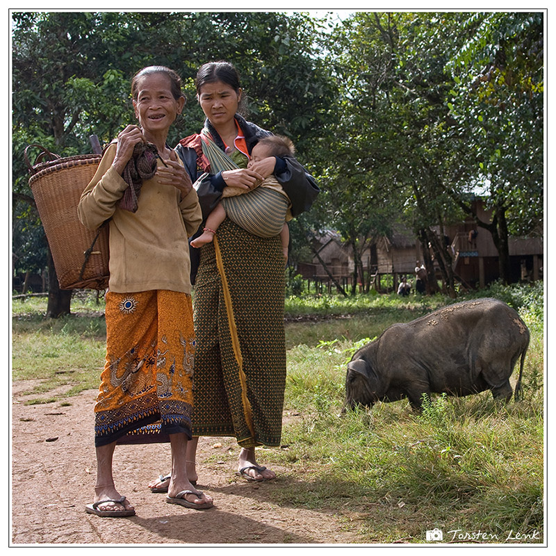 Bei den Khmer Loeu