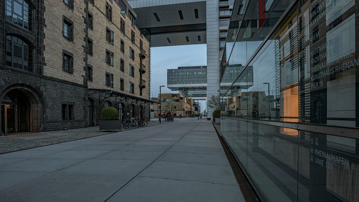 bei den Kranhäusern...