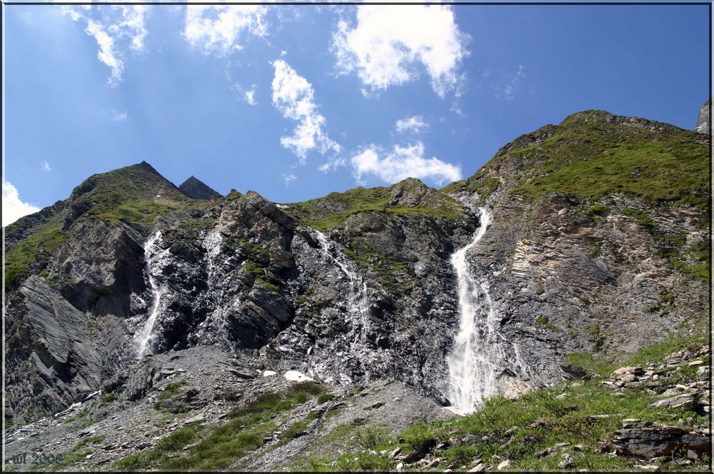 Bei den Wasserfällen