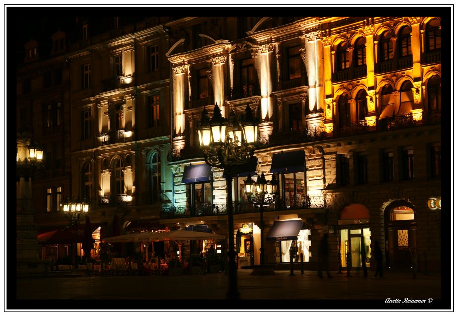 Bei der Alten Oper in Frankfurt