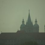 Bei der Ausfahrt aus Naumburg (Saale) kamen auch die .....