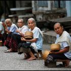 Bei der Essensgabe für die Mönche, Luang Prabang/Laos 2012