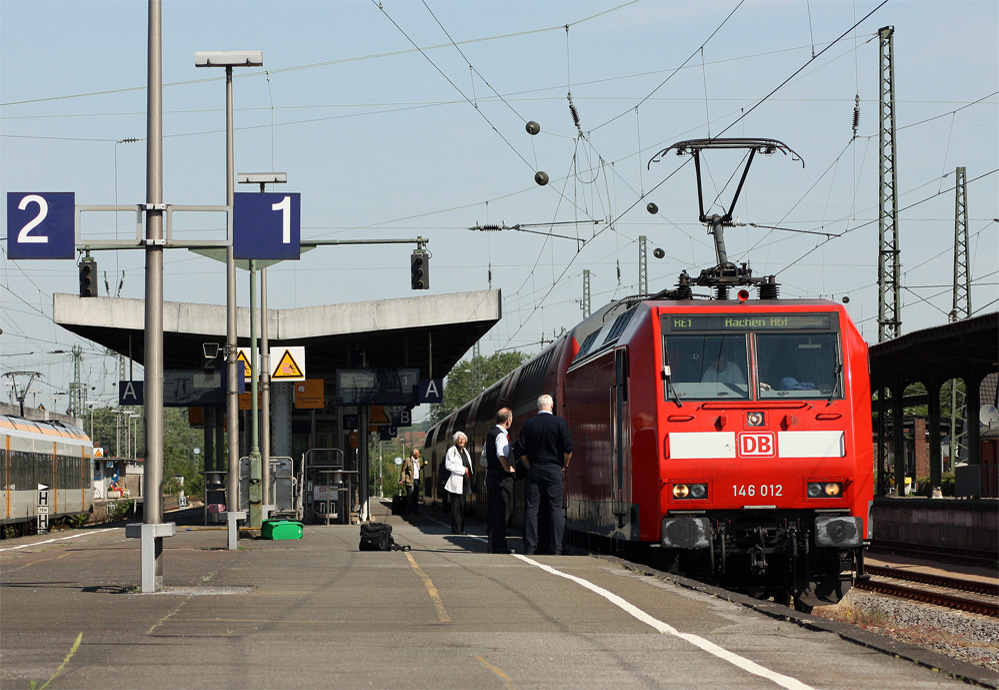 bei der neuen Bahn funktioniert nix^^