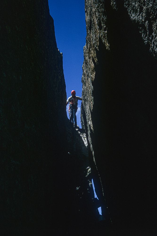 Bei der Überschreitung der Gelmerspitzen VII-V (2) (Dia von 1974, gescannt)