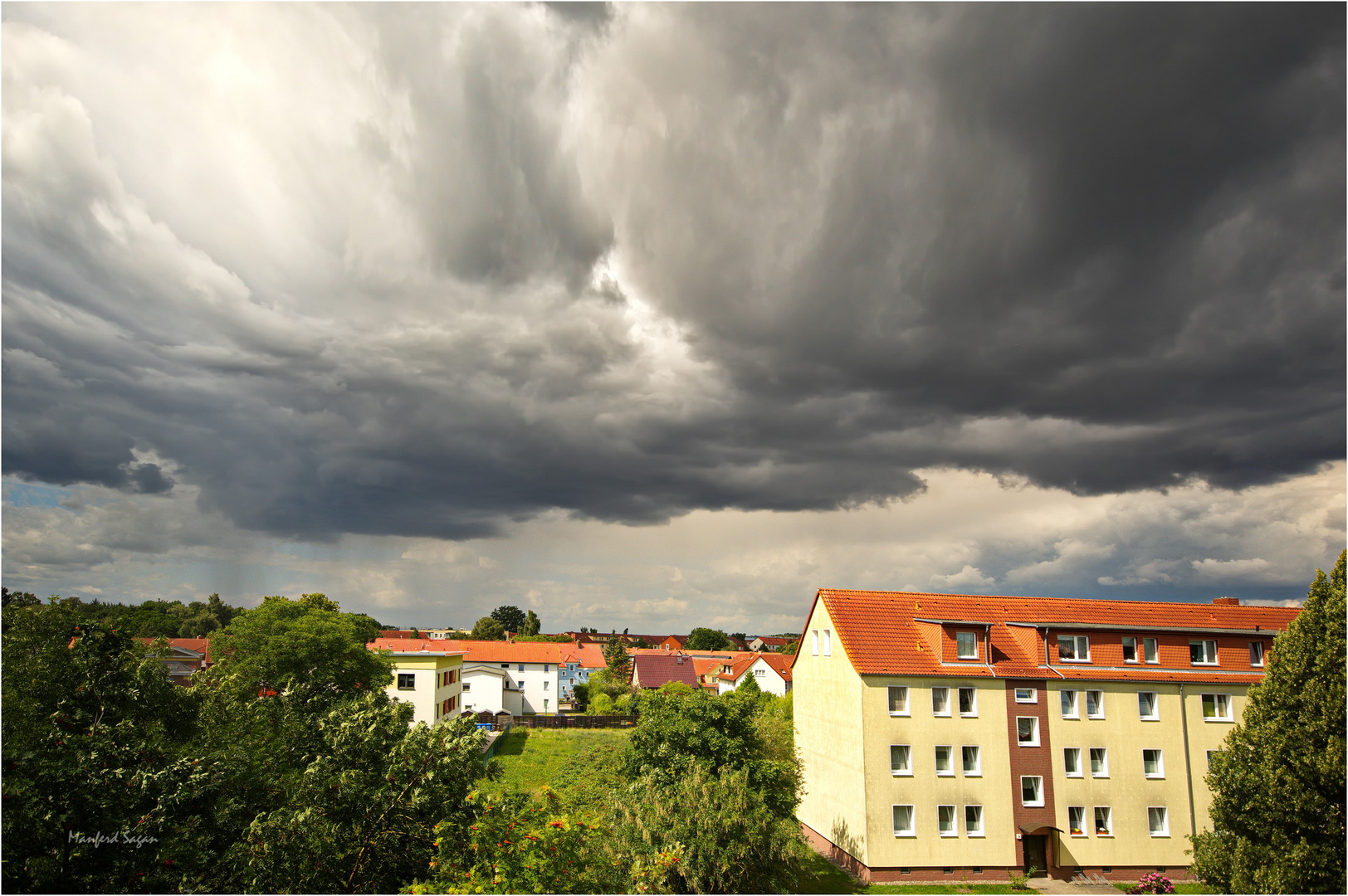 Bei diesem Anblick macht Mutti die Fenster zu...