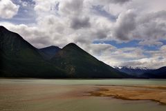 Bei Gold Bridge - Carpenter Lake