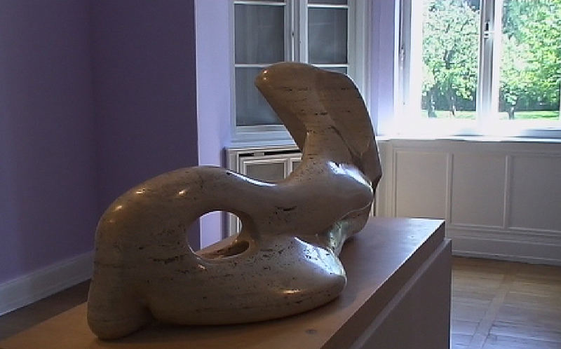 bei henry moore 3