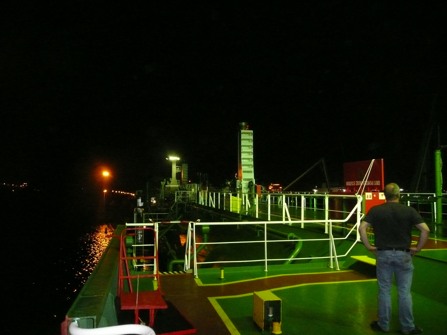 Bei Nacht an Oberdeck in Cartagena