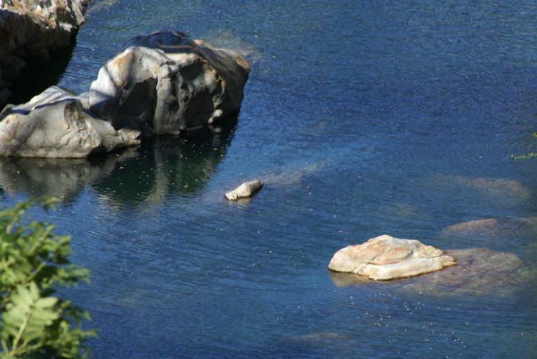 bei Ponte Brolla, anfangs Maggiatal