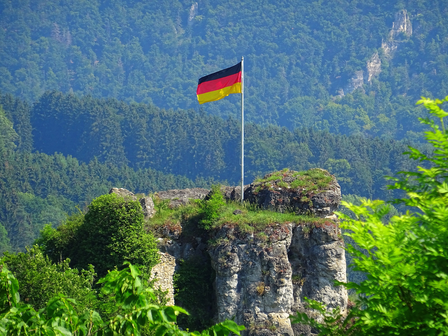 Bei Ruine Tachenstein