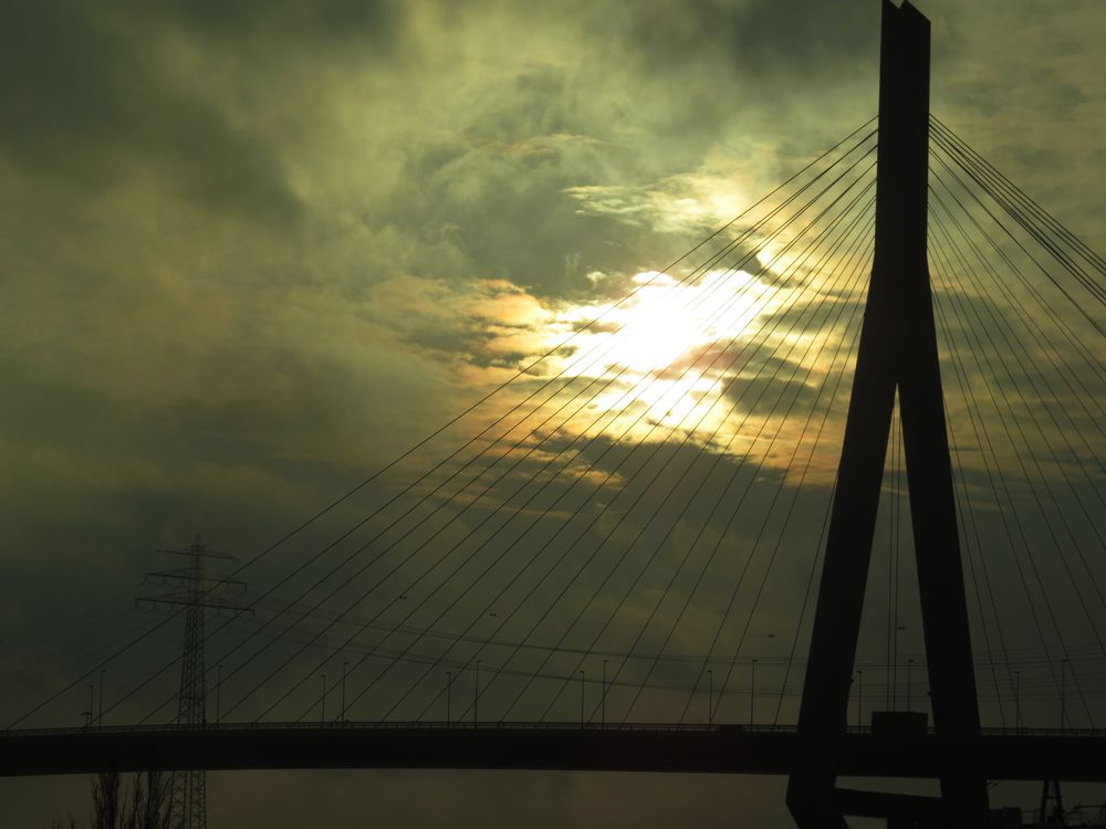 Bei schlechtem Wetter hat sich die Sonne nicht so richtig Bei schlechtem Wetter hat sich die Sonne nicht so richtig