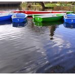 Bei schönen Wetter wird Boot gefahren