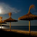 Bei Vollmond am Strand