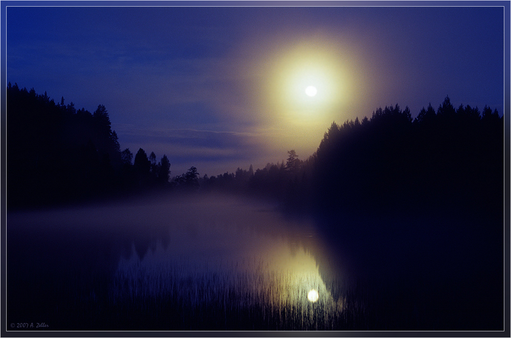 Bei Vollmond und um Mitternacht in Norwegen