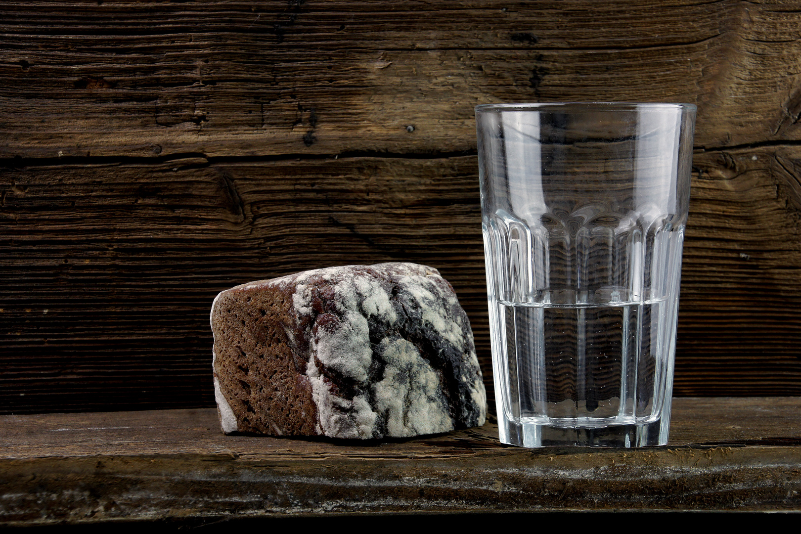 ...bei Wasser und Brot