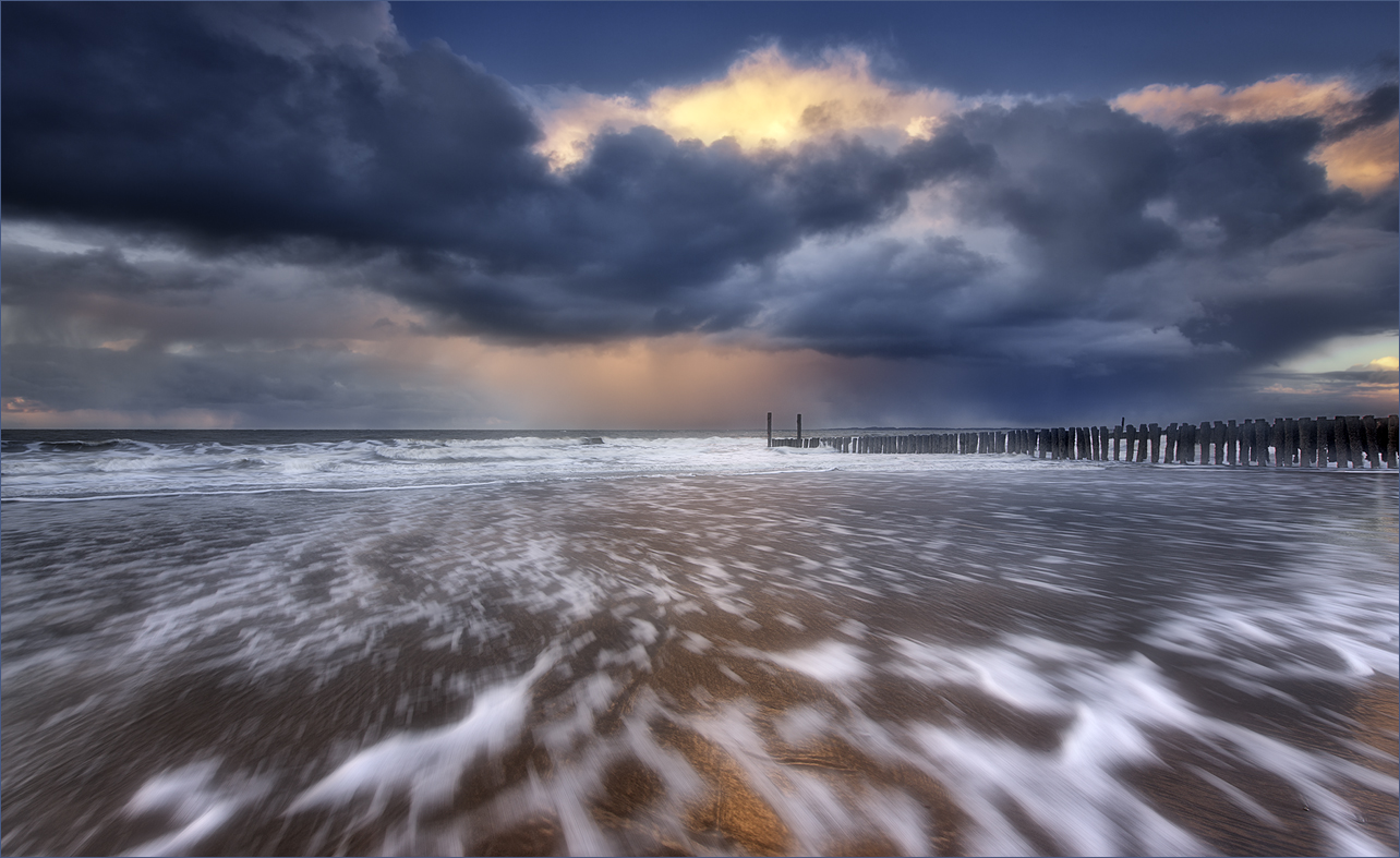 Bei Wind und Wetter am Meer