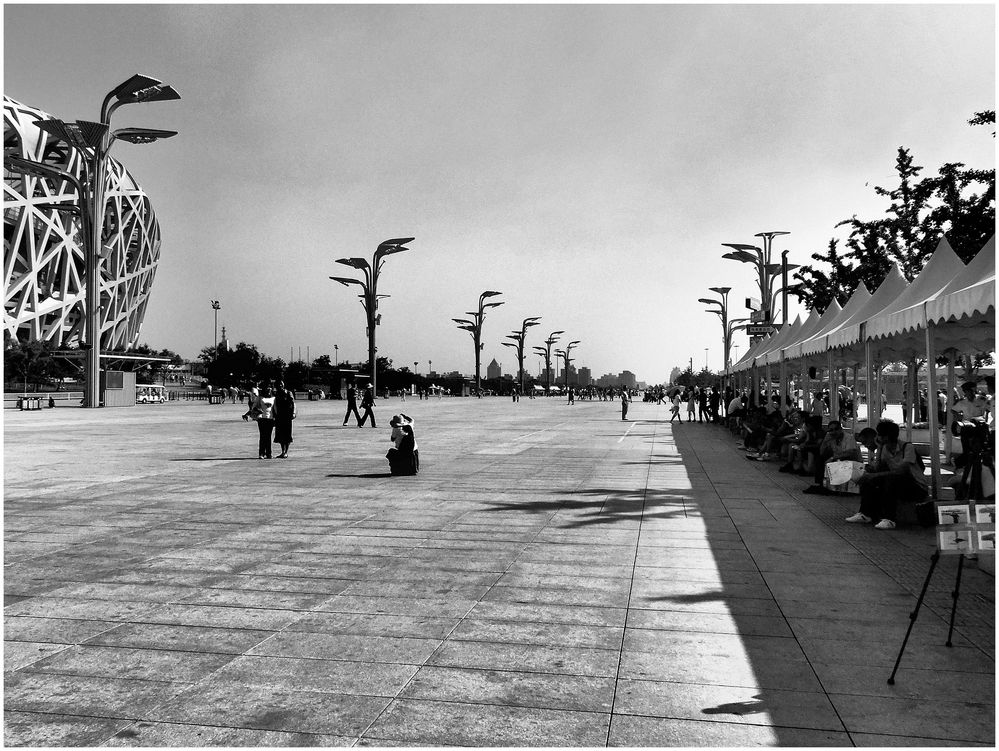 Beijing. Esplanade du stade olympique.