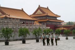 Beijing - Wachen in der verbotenen Stadt