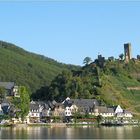 Beilstein an der Mosel mit der Ruine der Burg Metternich