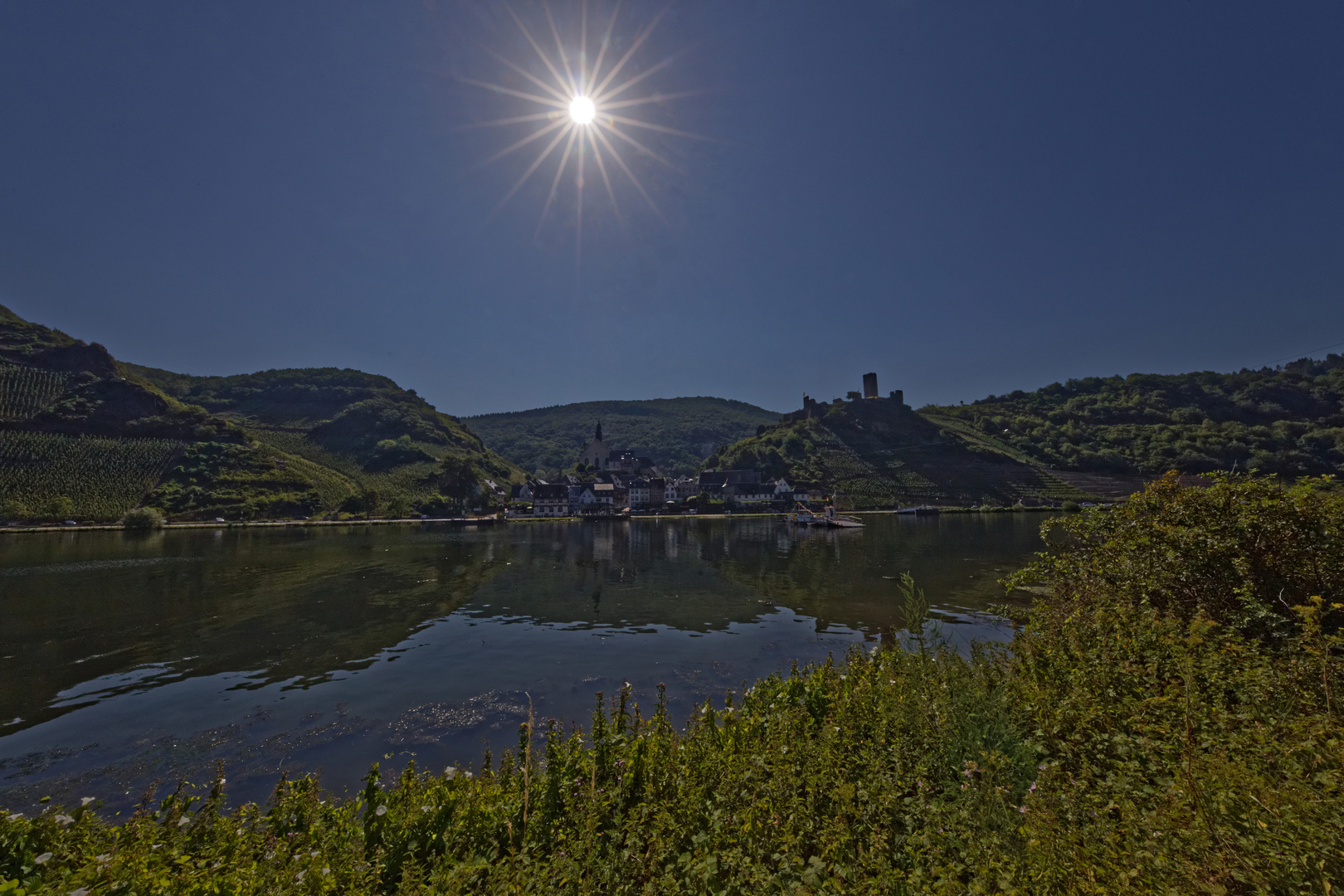 Beilstein Mosel am Morgen