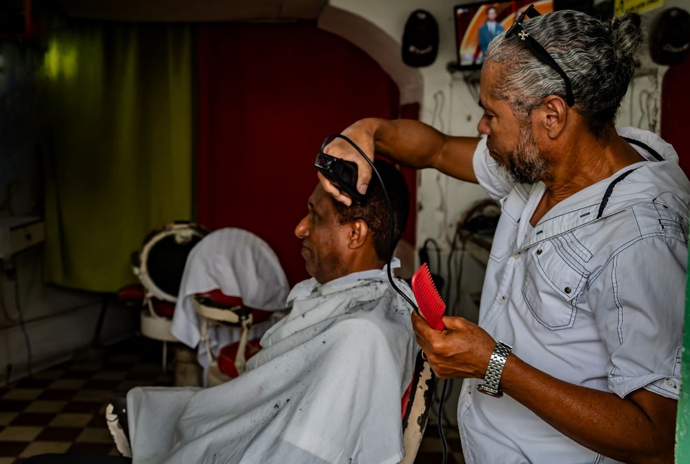 Beim Coiffeur in Mindelo