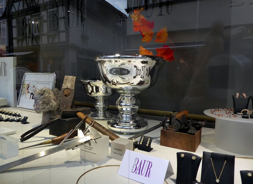 beim Juwelier im Schaufenster