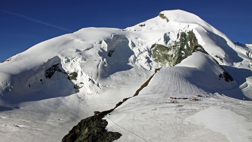 Beim letzten Besuch des Mittelallalin in 3500 m ein kühler Morgen...