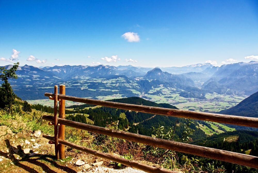 Beim Nachbarn mal über’n Zaun schauen