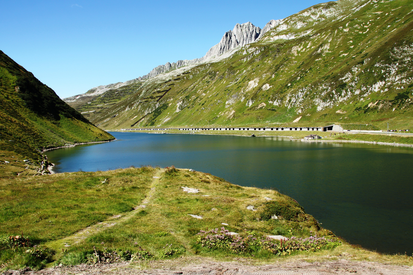 Beim Oberalpsee