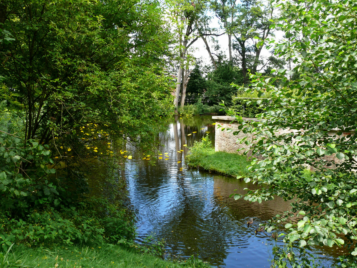 Beim "Sisi-Schloß" in Unterwittelsbach