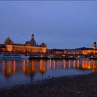 Beim Spaziergang an der Elbe ...,