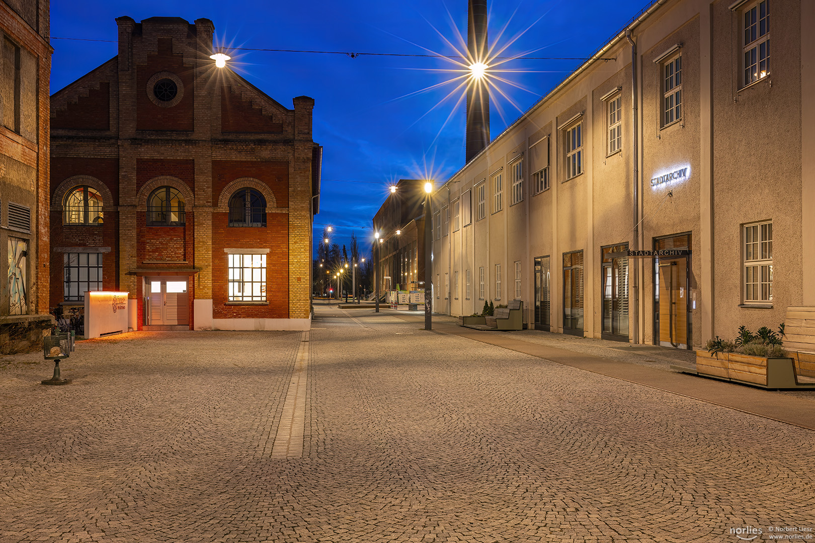 Beim Stadtarchiv Augsburg