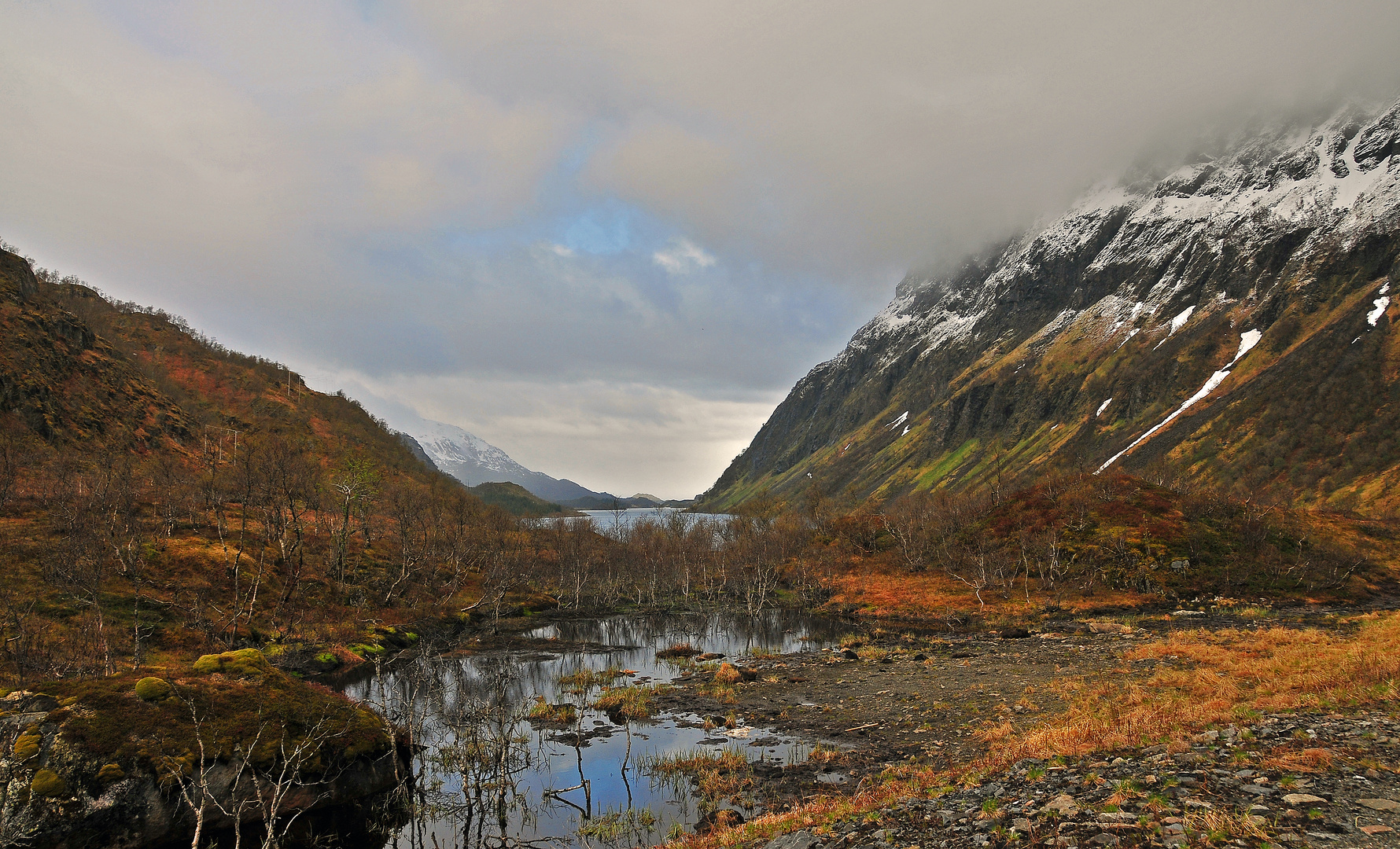 Beim Wandern auf den Lofoten