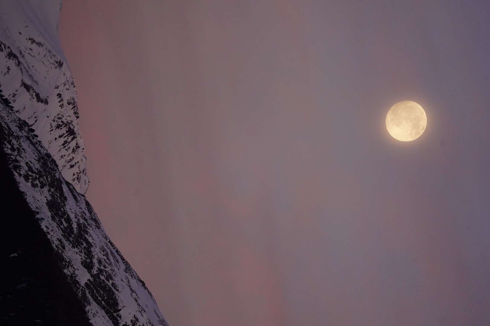 Beinahe Vollmond 2 Foto Bild Europe Schweiz Liechtenstein