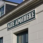 . . . . bekannte Institution in Lesum - die "Alte Apotheke"