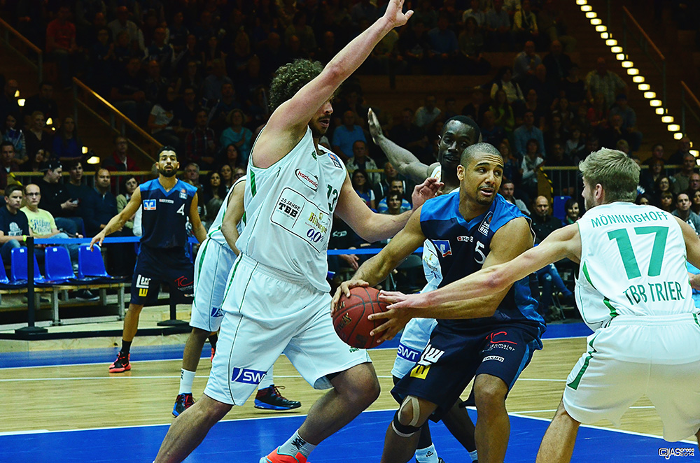 beko-bbl: crailsheim merlins vs tbb trier 06